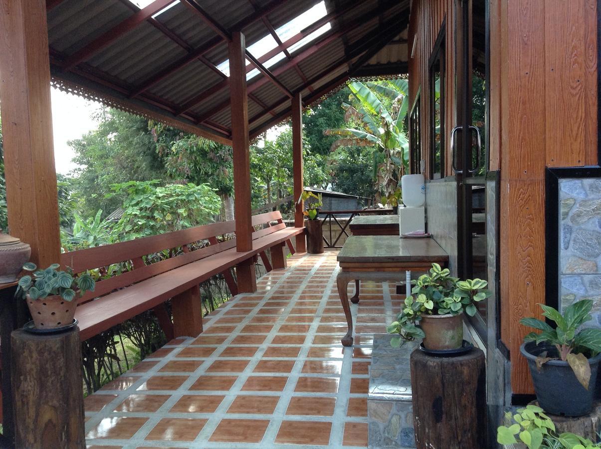 Mitkhoonyoum Hotel Ban Khun Yuam Exteriör bild