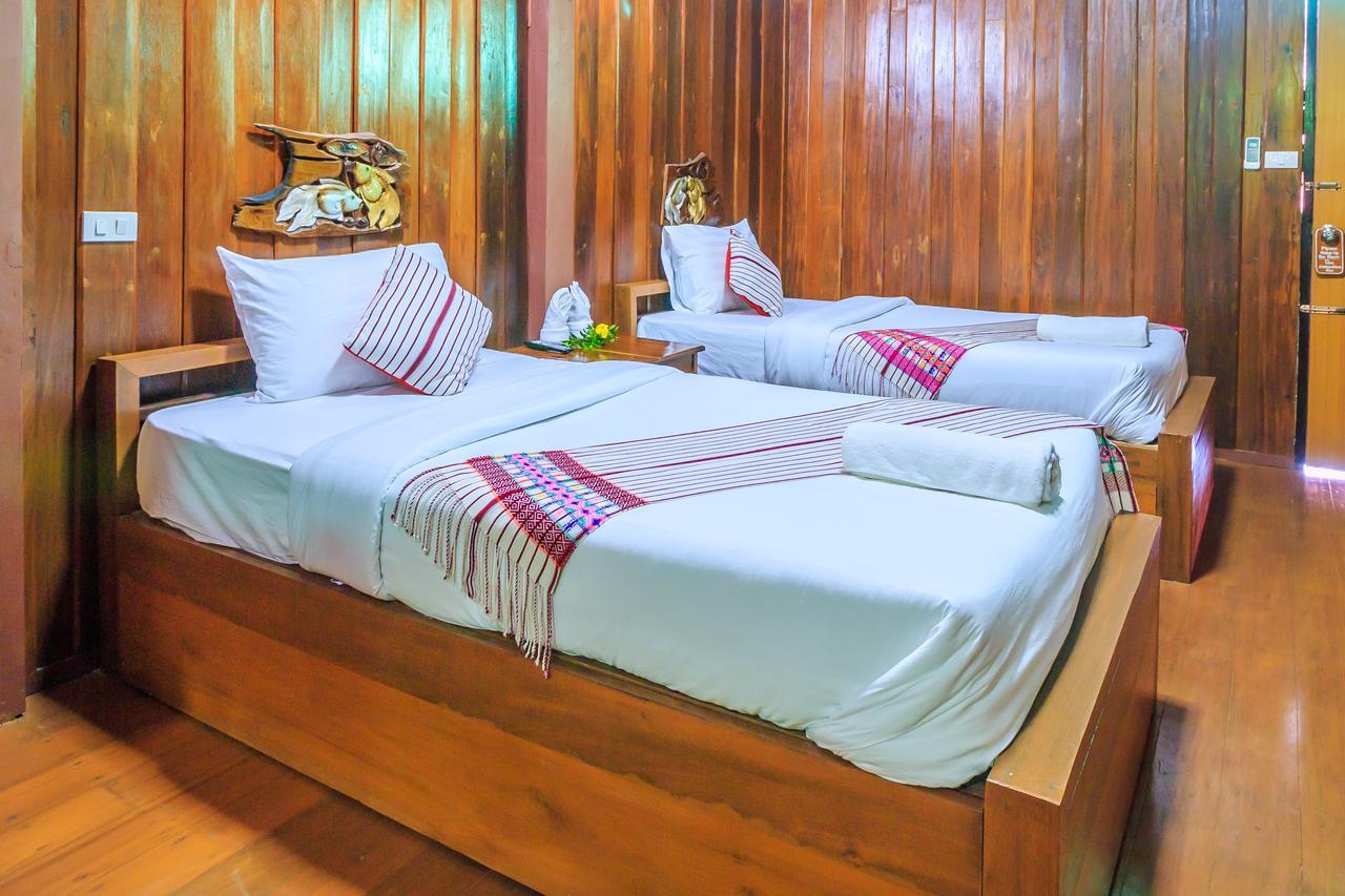 Mitkhoonyoum Hotel Ban Khun Yuam Exteriör bild